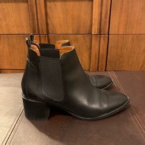 Everlane “The Heel Boot”